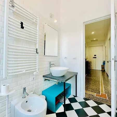 Out Finish Ester Apartment